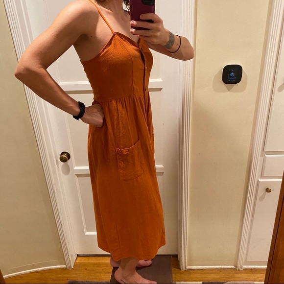 Cotton On Front Pocket Midi Dress - Picture 5 of 9